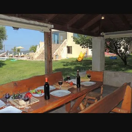 Villa Provarma Hills Luxury Gerani *