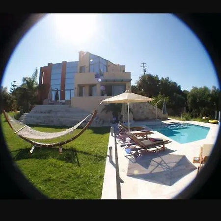 Villa Provarma Hills Luxury Gerani