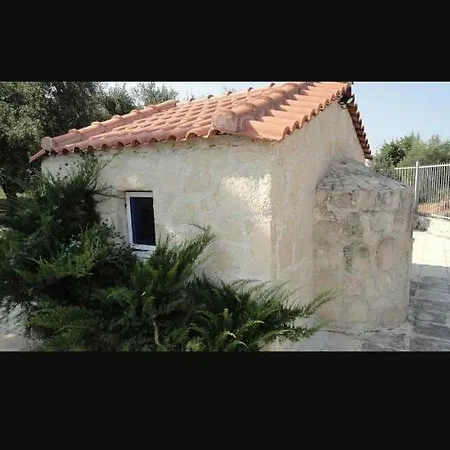 Villa Provarma Hills Luxury Gerani *